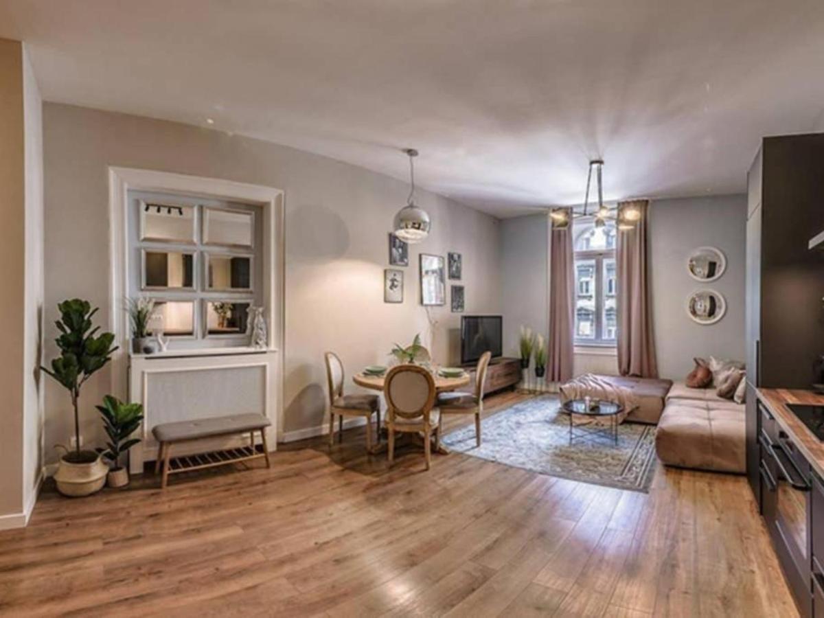 Budapest True Gem Downtown Next To Synagogue And Gozsdu Garden Area מראה חיצוני תמונה