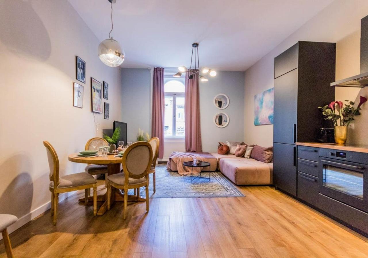 Budapest True Gem Downtown Next To Synagogue And Gozsdu Garden Area מראה חיצוני תמונה